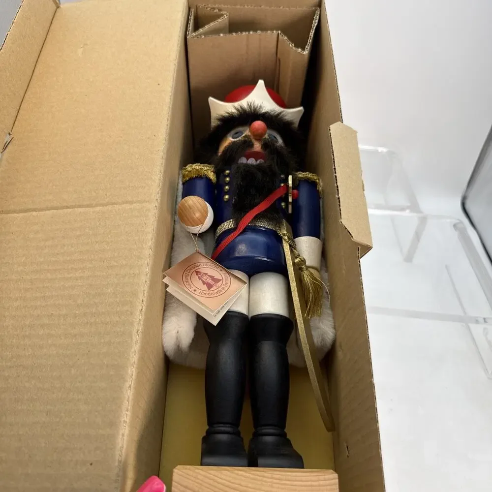 HOLZKUNST CHRISTIAN ULBRICHT NUTCRACKER King BAVARIA GERMANY Handmade